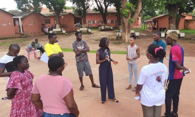Literatura / “A literatura guineense precisa deixar de ser apenas resistência para se tornar…. património nacional e eixo estratégico da educação”, diz escritora Suaila Cá.