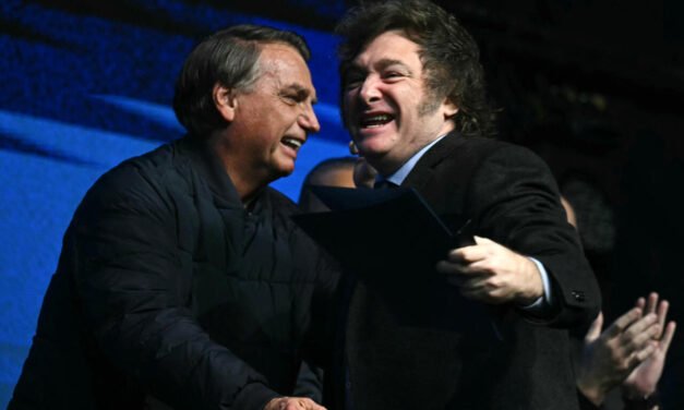 Brasil/ Jair Bolsonaro quis fugir para a Argentina e pedir asilo político