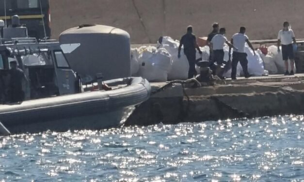 Espanha/Pelo menos 27 mortos no naufrágio de uma embarcação de migrantes ao largo de Lampedusa