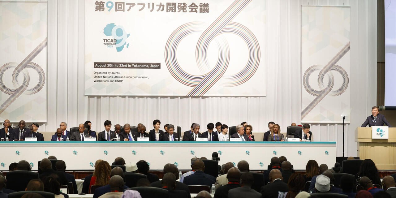 Japão/ Encerramento do Fórum TICAD em Yokohama