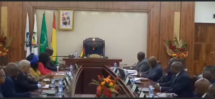 Governo instruído pelo PR  para evitar mudanças  do pessoal dirigente da Administração Pública