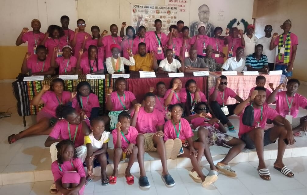 Regiões/Aberta em Bolama  2ª edição da escola nacional de jovens líderes   