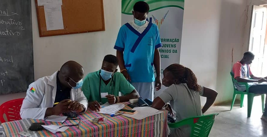 RENAJ promove campanha de consultas médica grátis em Canchungo