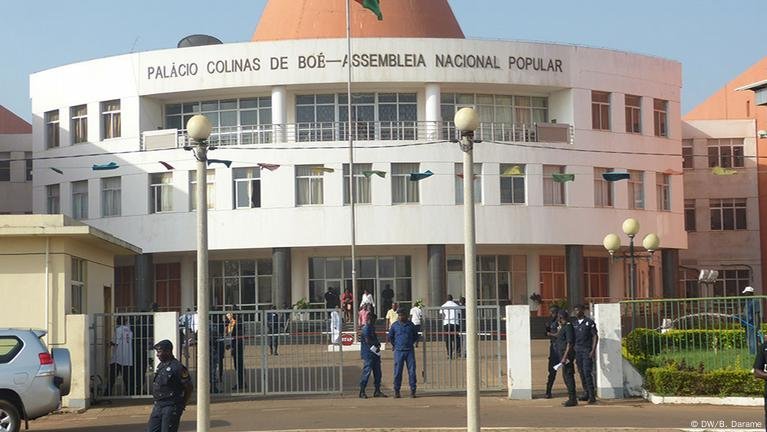 ANÚNCIO/Comissão Nacional de Eleições(CNE)