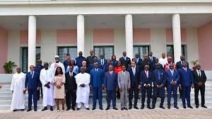 Primeiro-ministro promete atenção para todos os sectores de governação, sobretudo os sociais