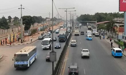 Angola/ Novo salário mínimo já em vigor com sindicatos a apelarem à fiscalização do decreto