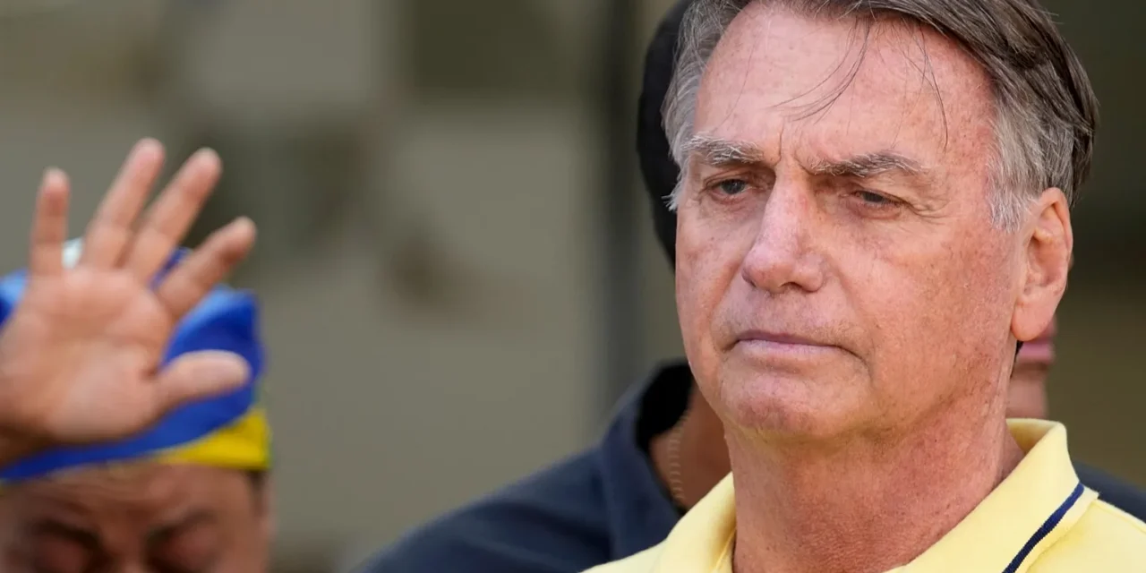 Brasil/ Jair Bolsonaro condenado a 27 anos de cadeia por tentativa de golpe de Estado