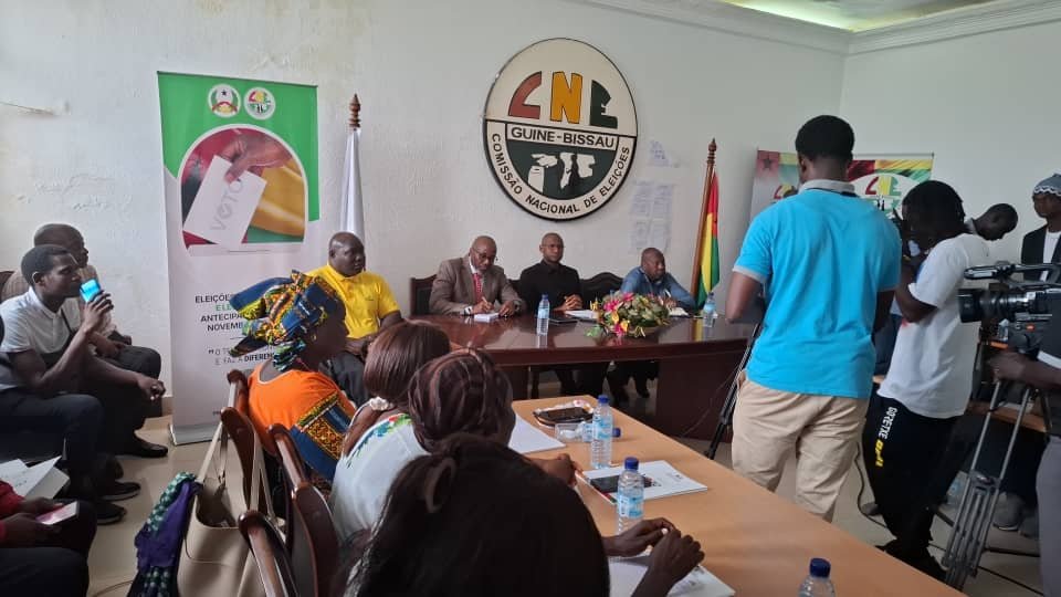 CNE inicia formação de formadores de animadores cívicos eleitorais