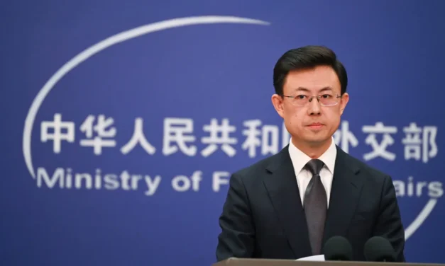 Conflito Médio Oriente/China “apoia esforços que conduzam à distensão” entre Palestina e Israel