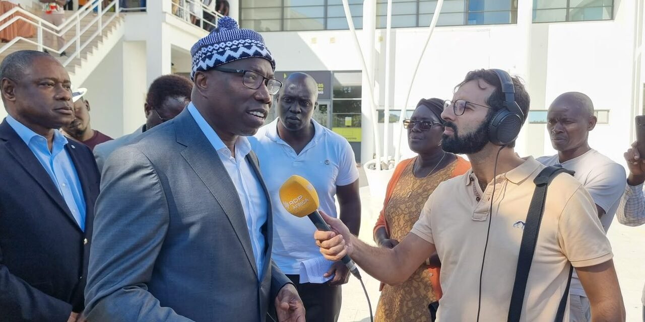 Simões Pereira regressa ao país como candidato à presidência