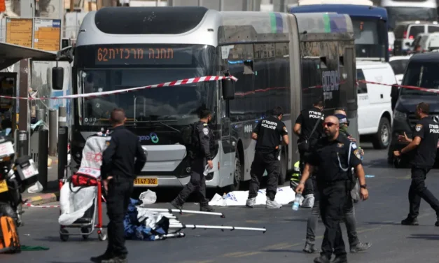 Israel/ Tiroteio em Jerusalém faz, pelo menos, cinco mortos