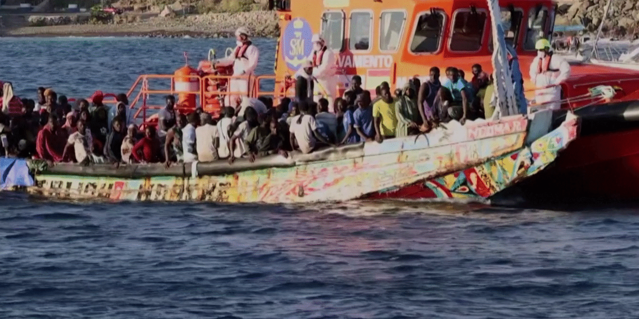 Senegal/ Cento e doze migrantes resgatados após cinco dias à deriva em alto mar