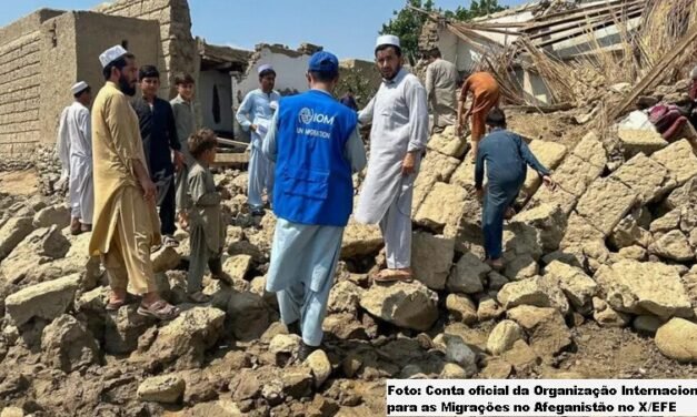 Afeganistão/Sismo de magnitude 6 na escala de Richter causa mais de 800 mortos