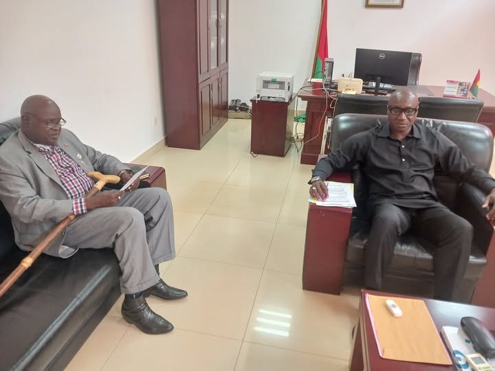 Governo promete submeter Embaixada de Mauritânia no país proposta para resolver problema dos guineenses naquele  país