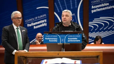 Ucrânia/Prémio dos Direitos Humanos Vaclav Havel entregue a jornalista ucraniano