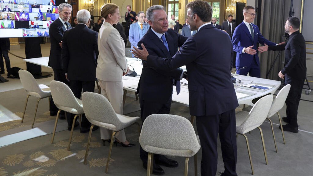 Guerra da Ucrânia/Europeus “prontos” para conceder garantias de segurança à Ucrânia