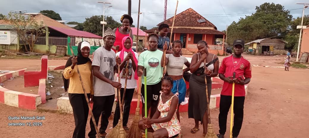 Regiões/Movimento “Cidadania Ativa” promove ação de limpeza em Mansabá
