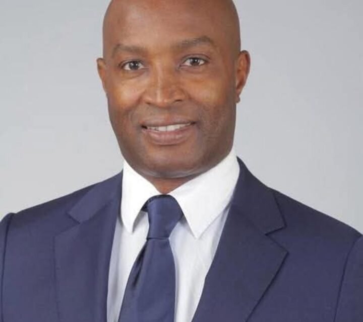 Eleições Presidências/ João Bernardo Vieira anuncia participação nas presidenciais como candidato independente