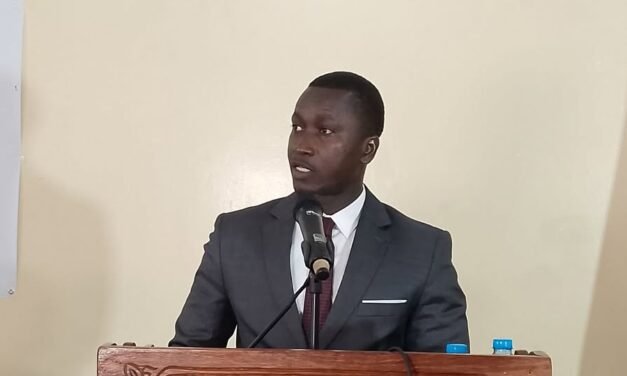 Ministro Florentino Dias classifica descentralização administrativa de “factor vital” para o desenvolvimento do país