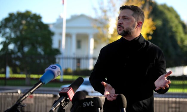 Ucrânia/Zelensky acha “bom compromisso” proposta de Trump para trégua com Rússia