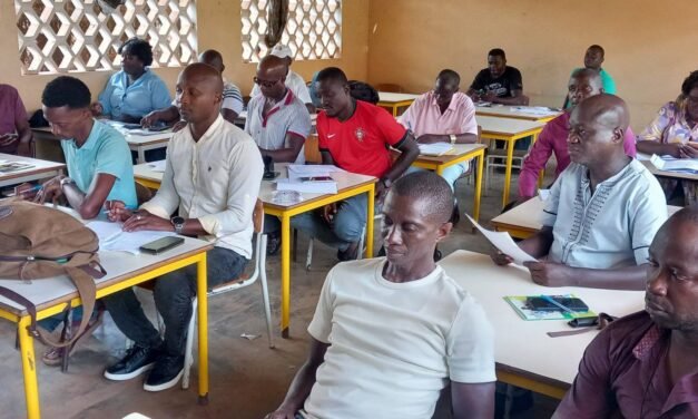 Regiões/CRE de Canchungo capacita 36 formadores de membros das Mesas de Assembleias de Votos da região de Cacheu 