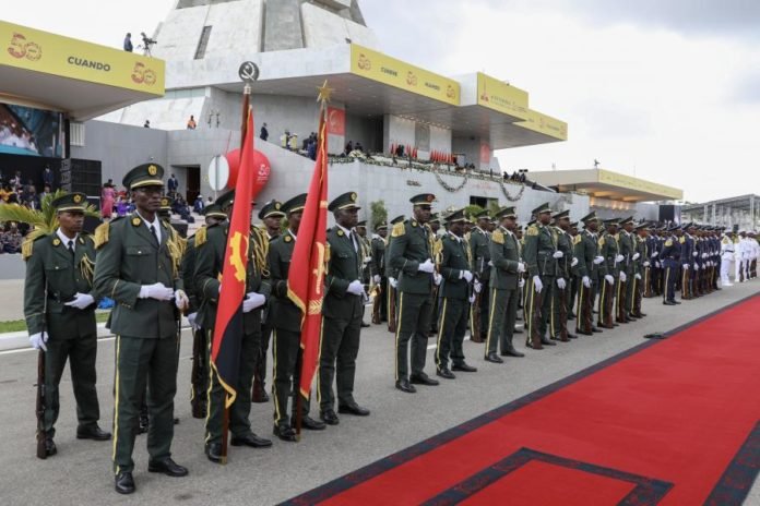 Angola/Celebrações de 50 anos de independência com festa, orgulho e esperança