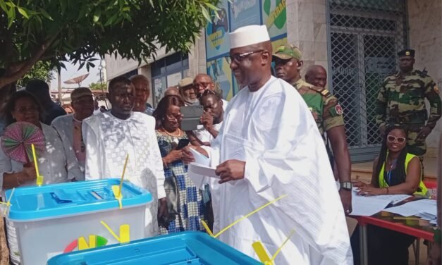 Eleições Gerais/Primeiro-ministro apela participação massiva da população no escrutínio