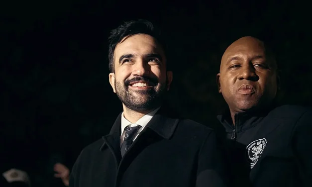 EUA / Zohran Mamdani vence a câmara de Nova Iorque e faz história