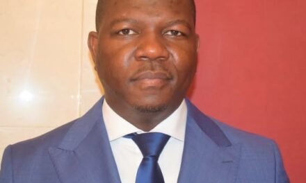 Golpe de Estado/Presidente de Transição nomeia Ilídio Vieira Té Primeiro-ministro e ministro das Finanças