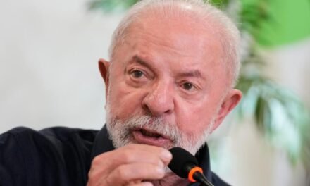 Brasil/Lula diz que vai recandidatar-se para que “nunca mais” a extrema-direita governe o Brasil