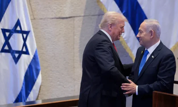 EUA/Trump pediu a Isaac Herzog que perdoe Netanyahu, julgado por corrupção