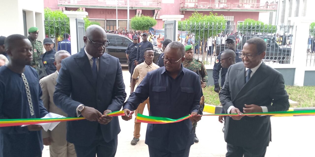 Presidente da República inaugura  novo edifício do Ministério dos Negócios Estrangeiros