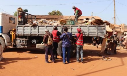 CMB/Sindicato dos trabalhadores prolonga greve e acusa presidente de incumprimento de acordo