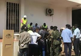 Eleições Gerais/CNE anuncia votação antecipada para amanhã