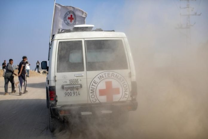 Suíça/Cruz Vermelha Internacional vai dispensar 2.900 trabalhadores