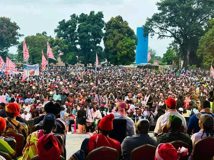 Eleições Gerais/ Presidente Umaro Sissoco Embaló nega que pretende alterar a Constituição da República se for reeleito