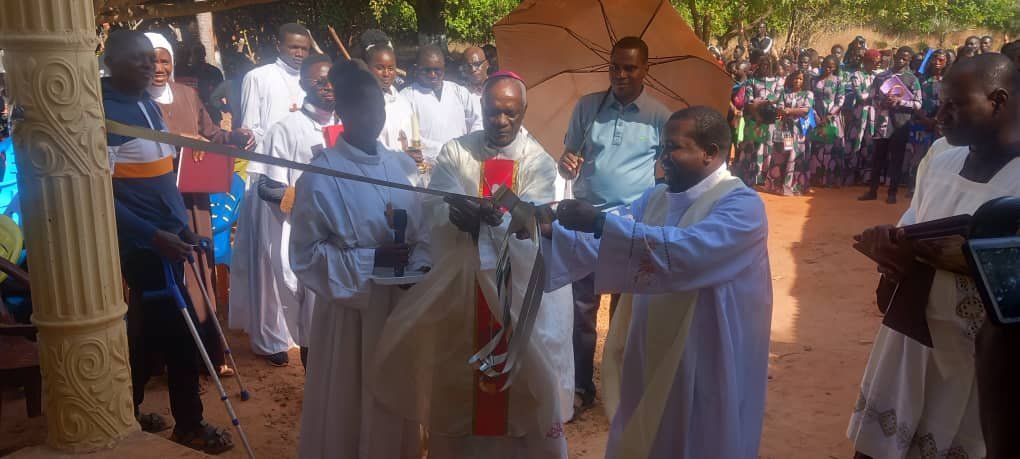 Regiões/Bispo Emérito da Diocese de Bissau pede fieis cristãos de Cabienque para aumentar a evangelização de Jesus Cristo