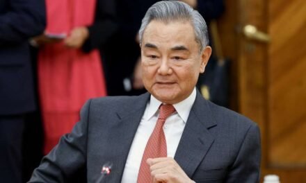 China / Governo transmite apoio à Venezuela face a pressão dos Estados Unidos