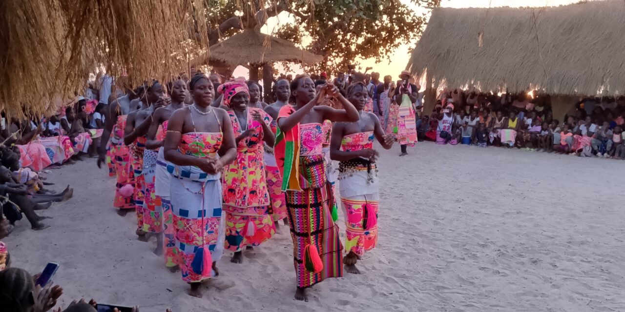 ”Os guineenses devem inspirar nas pessoas como Adelino da Kosta para darem contribuição no desenvolvimento do país”, aconselhou o convidado de Honra da 2ª Edição do Festival de Jeta