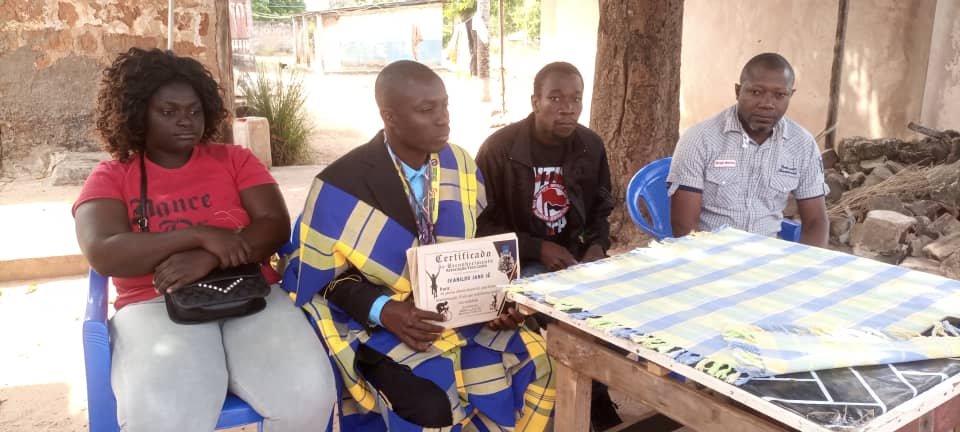 Regiões/Comunidade da tabanca de “Farro” de Quinhamel homenageia ciclista “Ivanildo Iano Ié” pela conquista de três medalhas de Bronze