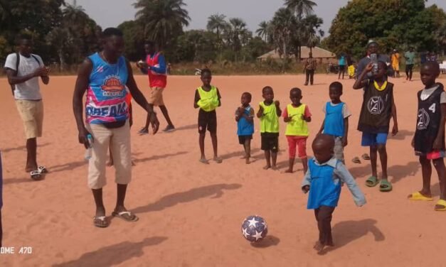 Regiões/Rui da Silva funda Academia de Futebol “Endem Multiverse Academie” em Canchungo
