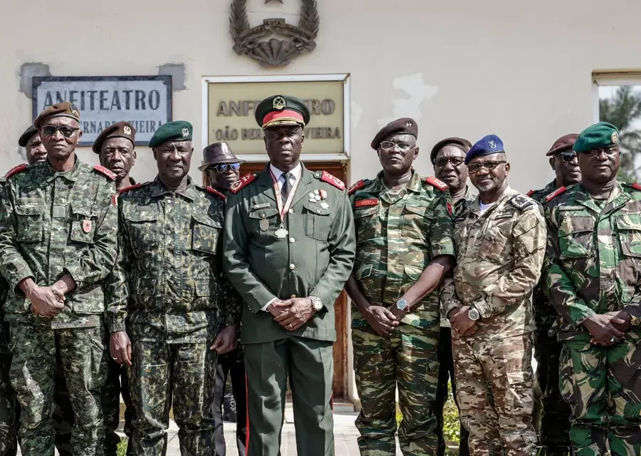 Alto Comando Militar proíbe realização de conferências de imprensa ou declarações públicas que pôem em causa coesão social
