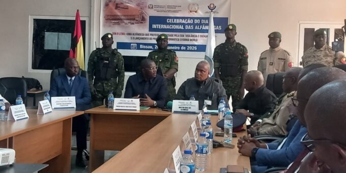 Primeiro-Ministro reafirma compromisso do governo com a modernização da administração aduaneira