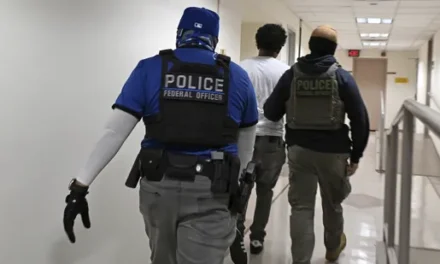 Imigração/EUA recrutam 12 mil agentes de imigração para aumentar “detenções e deportações”