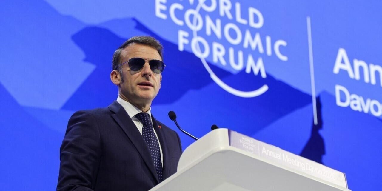 Suíça/Em Davos, o Presidente francês apela a “recusar a lei do mais forte”