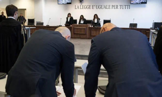 Itália/Dezenas de membros das três maiores máfias de Itália condenados