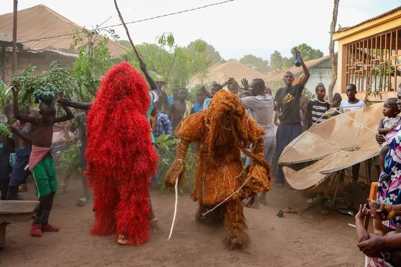 Regiões/Mais de 1.500 crianças em idade escolar estão em barracas de circuncisão em Bafatá