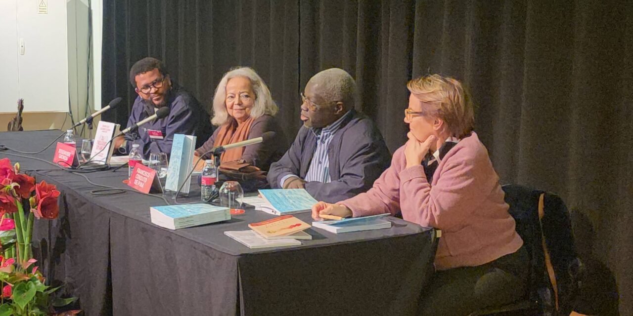 Poetas da CPLP lançaram Antologia poética “ Chão do Mar”