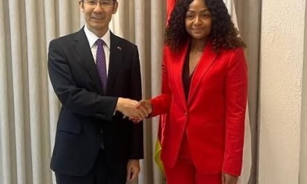 Ministério da Administração Pública e embaixada da China acertam passos para futuro apoio à reforma administrativa no país