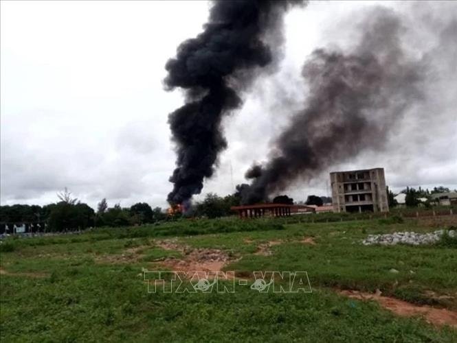 Nigéria/ Pelo menos 38 pessoas morreram e 27 ficaram feridas na explosão de uma mina